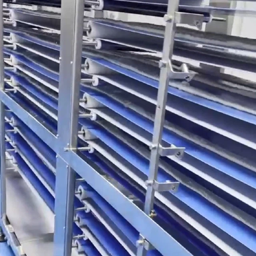 pizza production line 